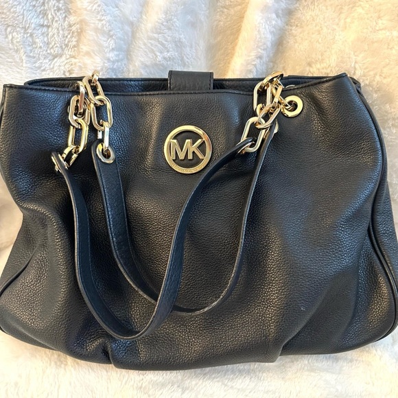 Michael Kors Black Shoulder Bag with Gold Accents - Picture 2 of 8